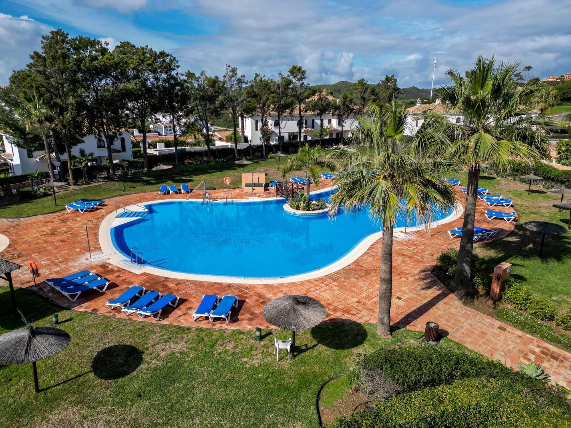 Sea View Apartment With Great Terrace And 4 Pools - Duquesa Suites 308 Manilva Exterior photo