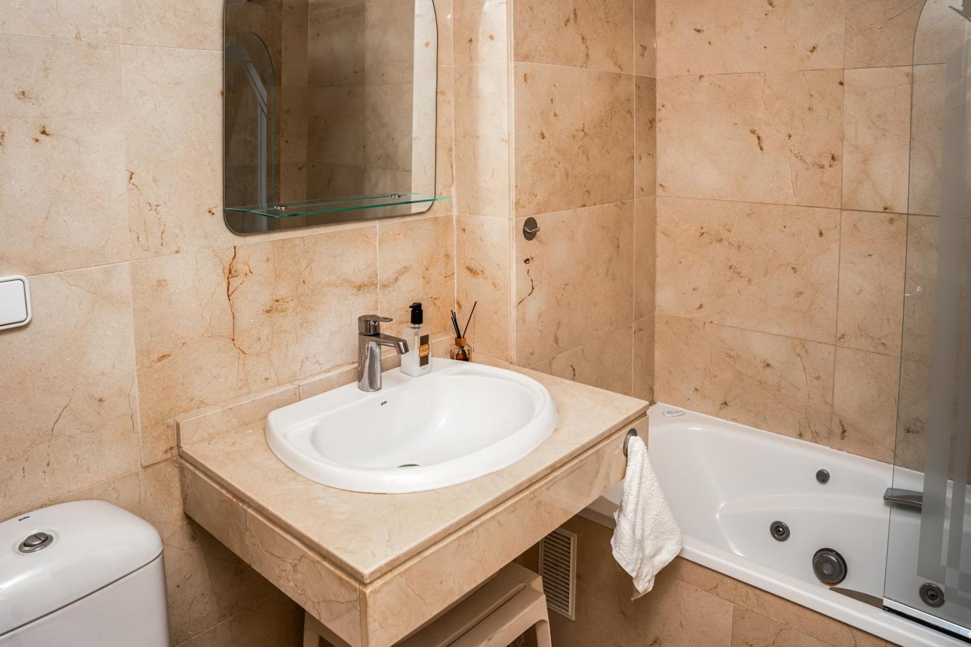 Sea View Apartment With Great Terrace And 4 Pools - Duquesa Suites 308 Manilva Exterior photo