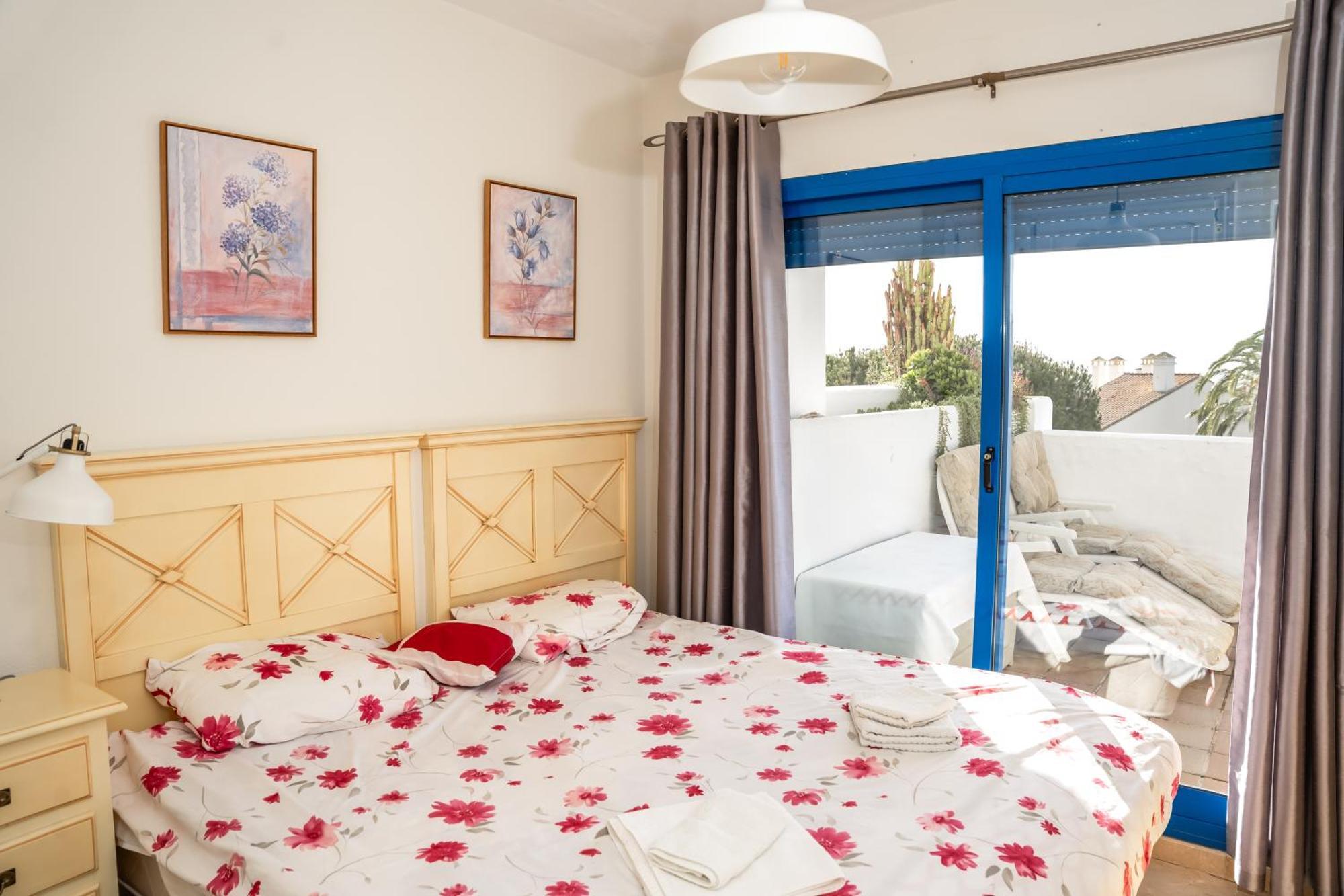 Sea View Apartment With Great Terrace And 4 Pools - Duquesa Suites 308 Manilva Exterior photo